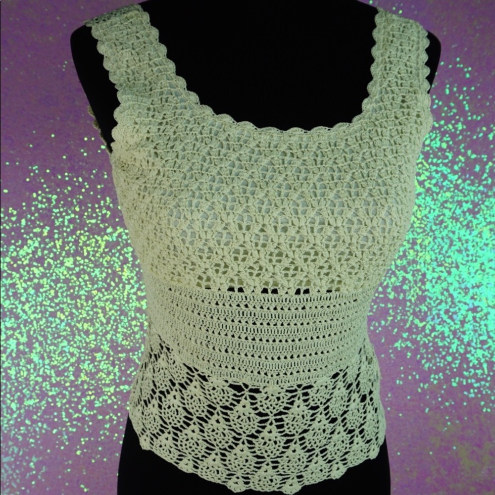 Vintage knit top
